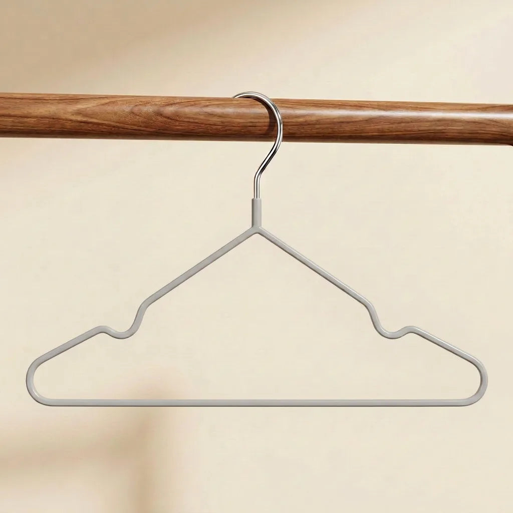 Clothes hangers metal rubber (7).png