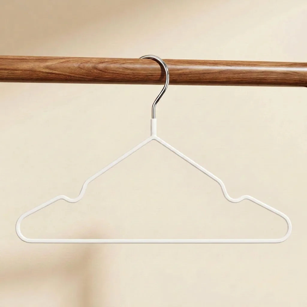 Clothes hangers metal rubber (1).png