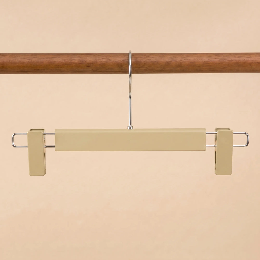 Premium hardware pants hangers product photos for Birch and fifth (6).png