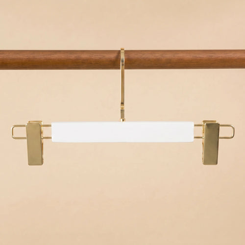 Clothes hangers (19).png